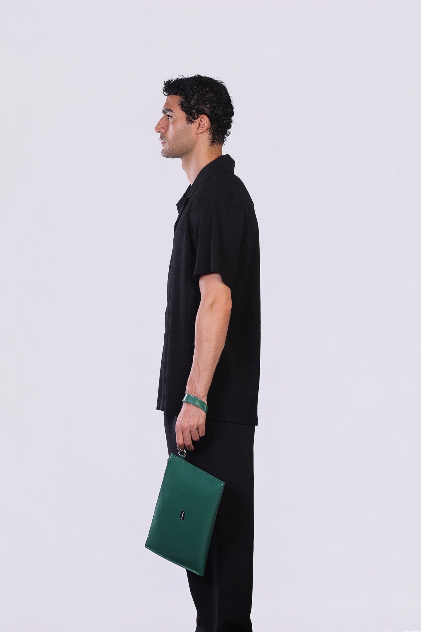 The Crinkle Shirt in Black