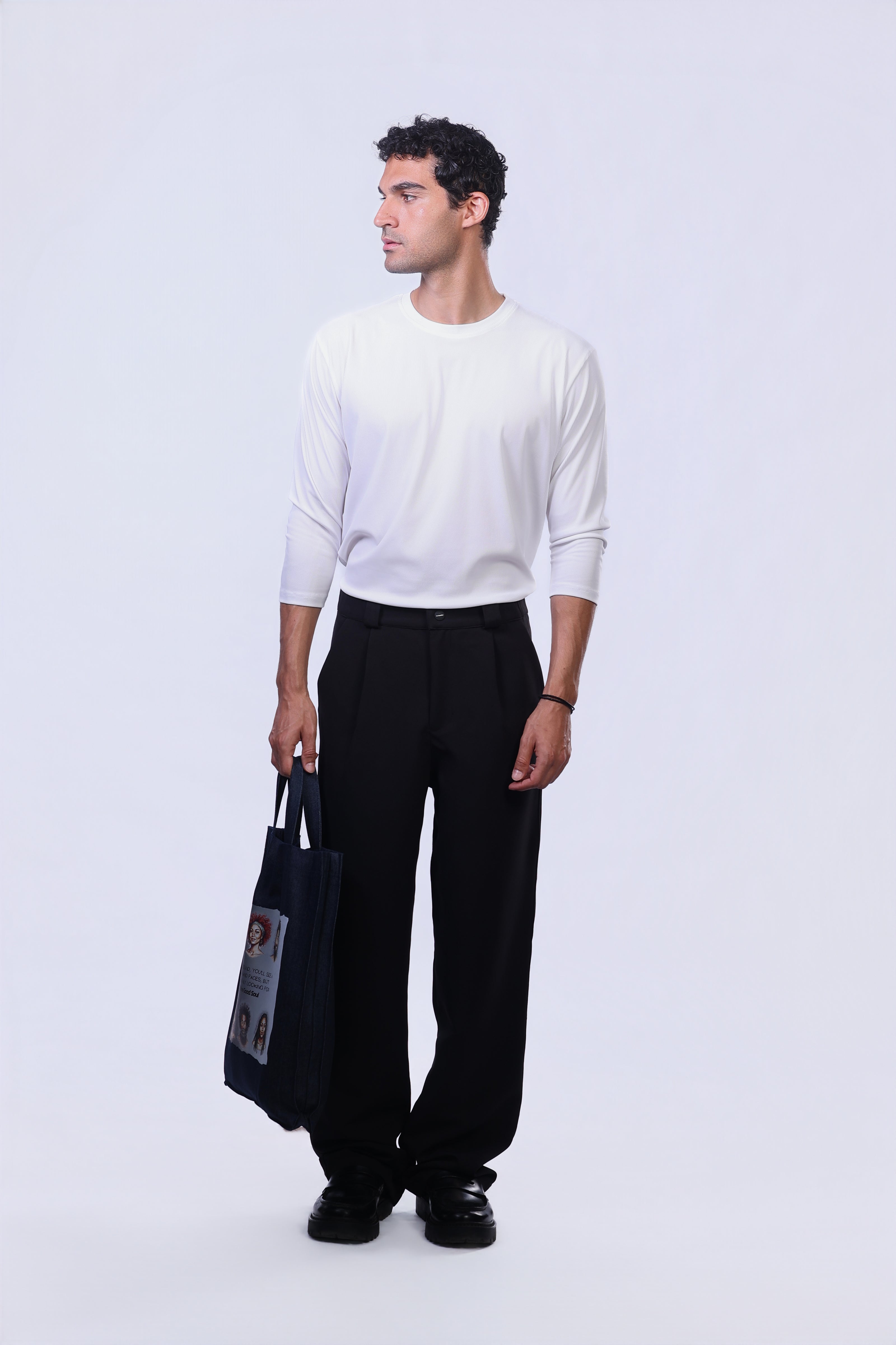 Soul Ribbed Basic in White - 3/4 Sleeves