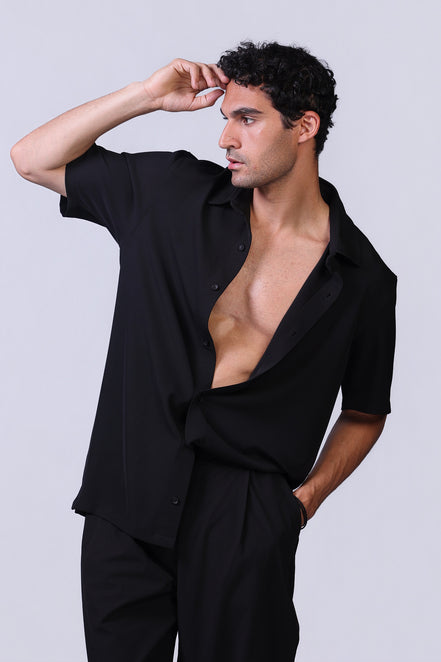 Still Shirt in Black